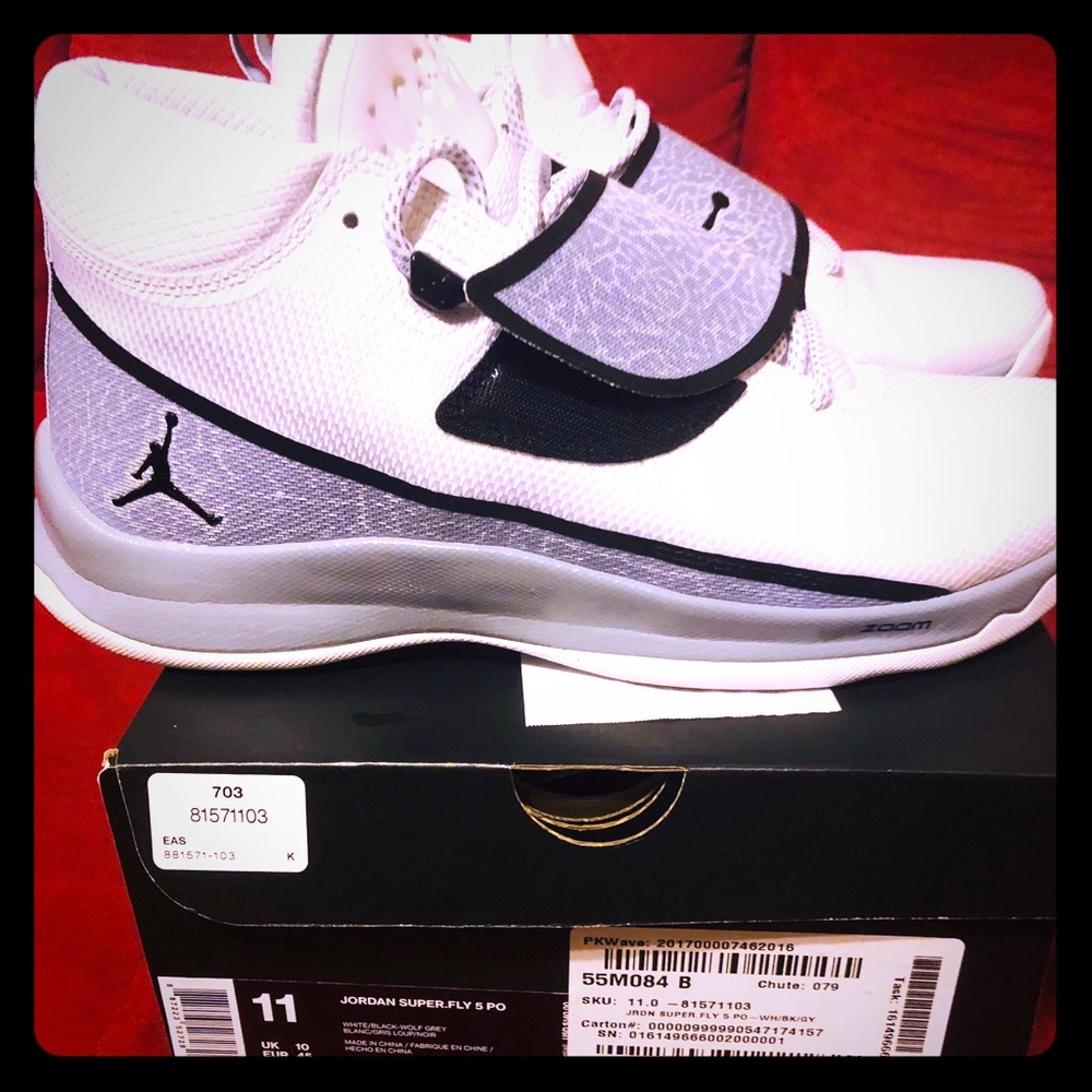 Men Jordan Superfly 5 Mids